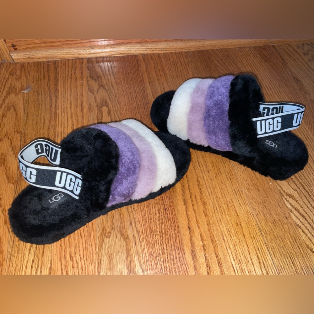 FLUFF YEAH UGG slides💜💟🖤